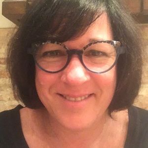 Meet your Posher, Linda